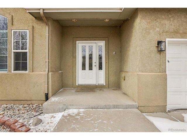 10805 Barclay Ct, Commerce City, CO 80640