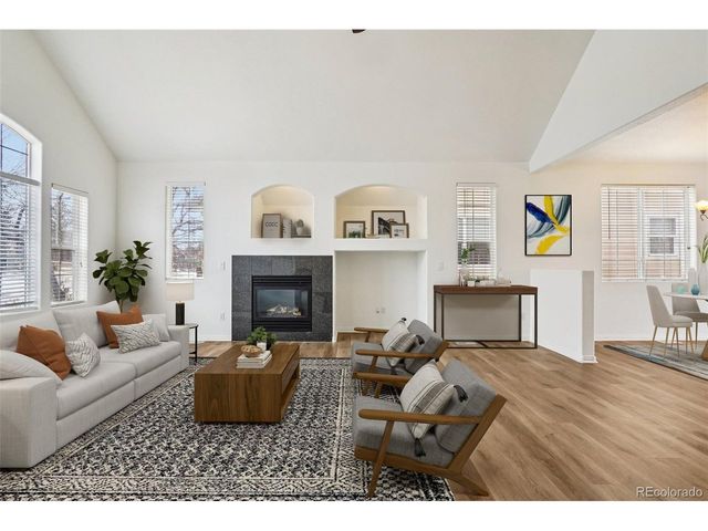 10805 Barclay Ct, Commerce City, CO 80640