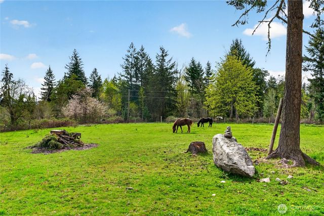 41419 94th Avenue E, Eatonville, WA 98328