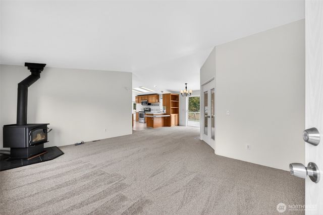 41419 94th Avenue E, Eatonville, WA 98328