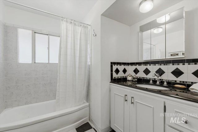 1107 Cameron, Boise, ID 83709