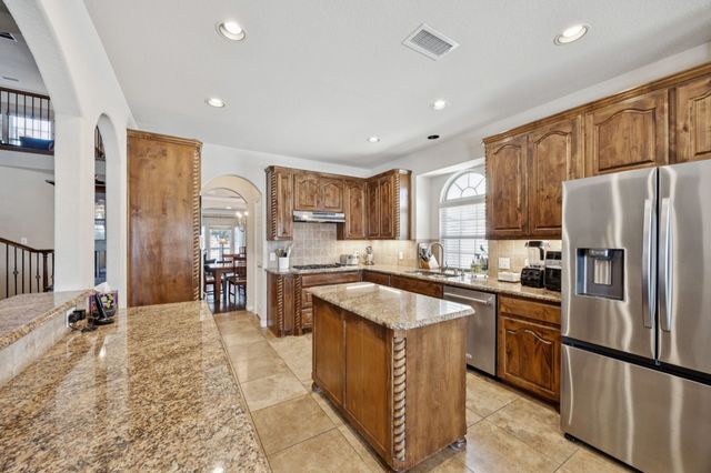 6308 Lakecrest Drive, Sachse, TX 75048