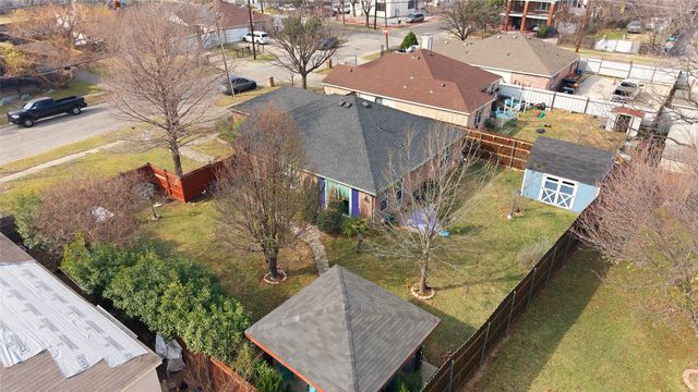 114 N Denver Street, Dallas, TX 75203