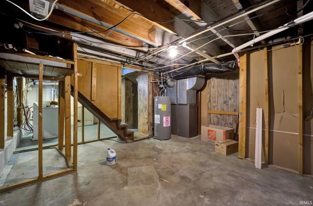 6001 N Green River Road, Evansville, IN 47715