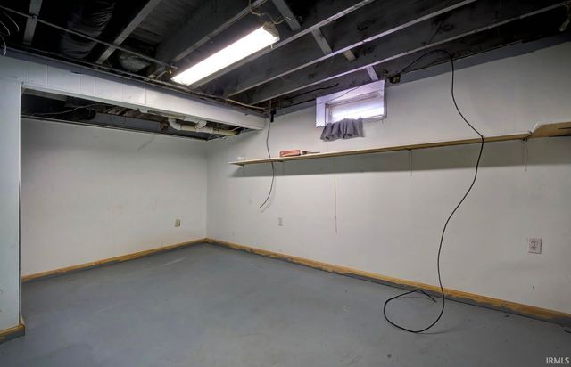 6001 N Green River Road, Evansville, IN 47715
