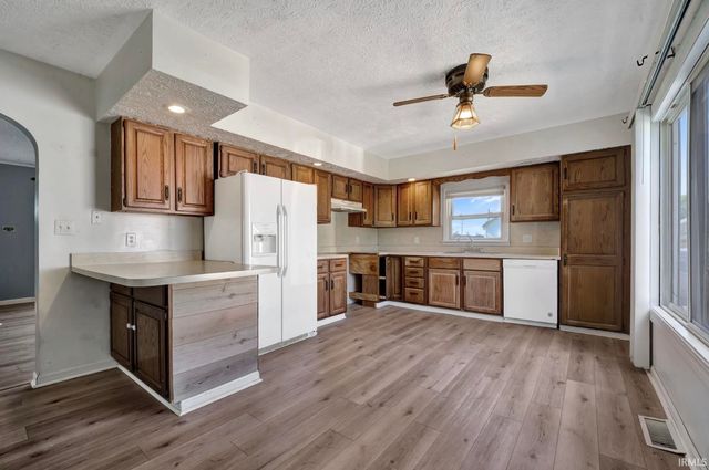 6001 N Green River Road, Evansville, IN 47715