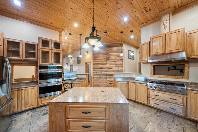 6950 Fm 945 N, Coldspring, TX 77331