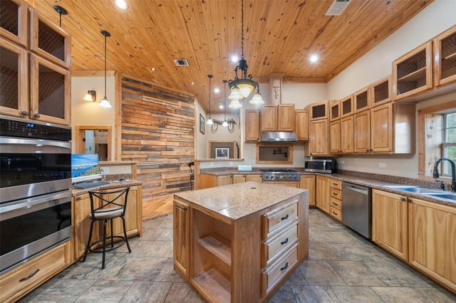 6950 Fm 945 N, Coldspring, TX 77331