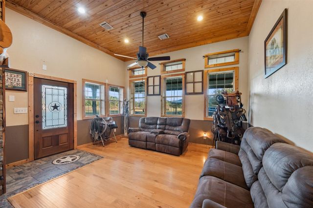 6950 Fm 945 N, Coldspring, TX 77331