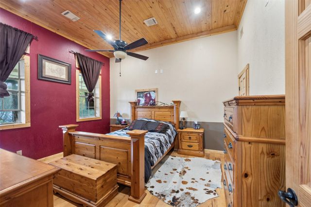 6950 Fm 945 N, Coldspring, TX 77331