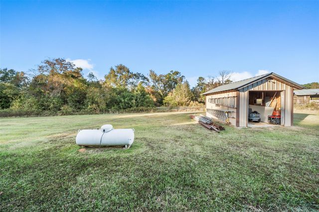 6950 Fm 945 N, Coldspring, TX 77331