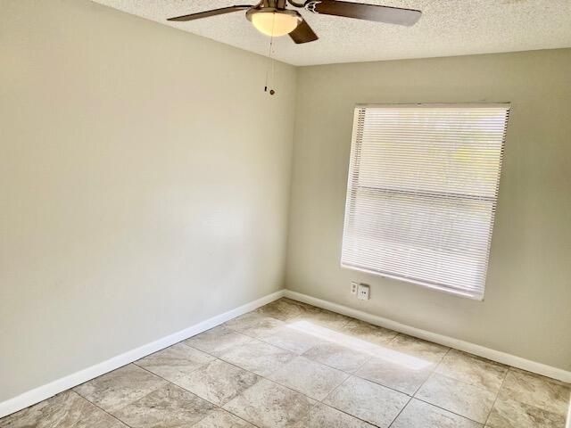 6194 Seven Springs Boulevard, Greenacres, FL 33463