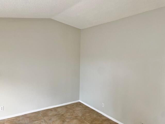 6194 Seven Springs Boulevard, Greenacres, FL 33463