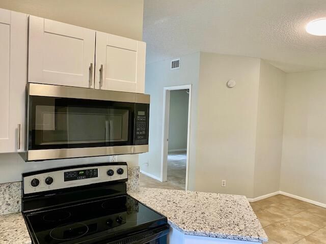 6194 Seven Springs Boulevard, Greenacres, FL 33463