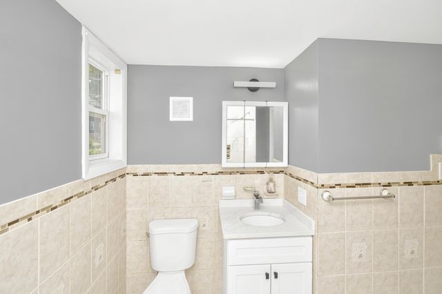 11 Greendale Road 2, Boston, MA 02126