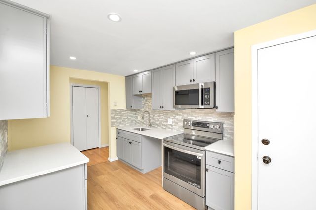 11 Greendale Road 2, Boston, MA 02126