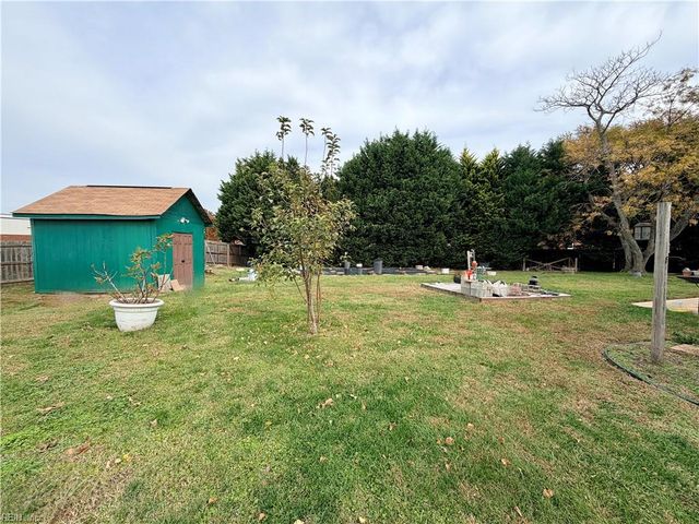 1808 Jay Sykes CT, Hampton, VA 23663