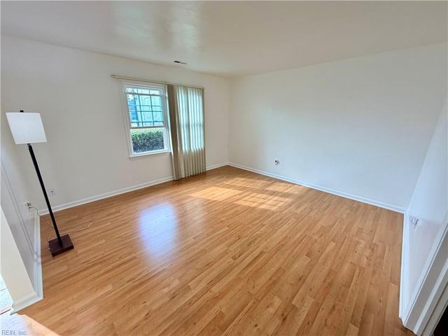 1808 Jay Sykes CT, Hampton, VA 23663