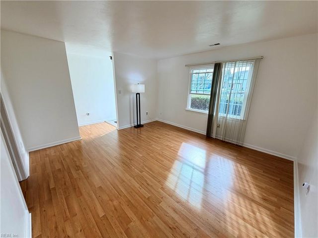 1808 Jay Sykes CT, Hampton, VA 23663