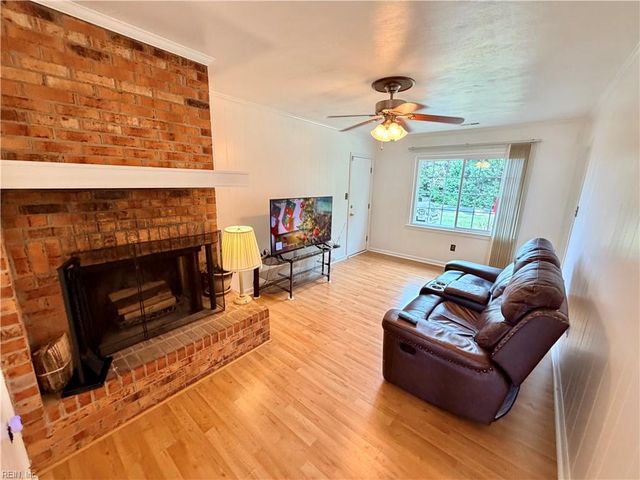 1808 Jay Sykes CT, Hampton, VA 23663