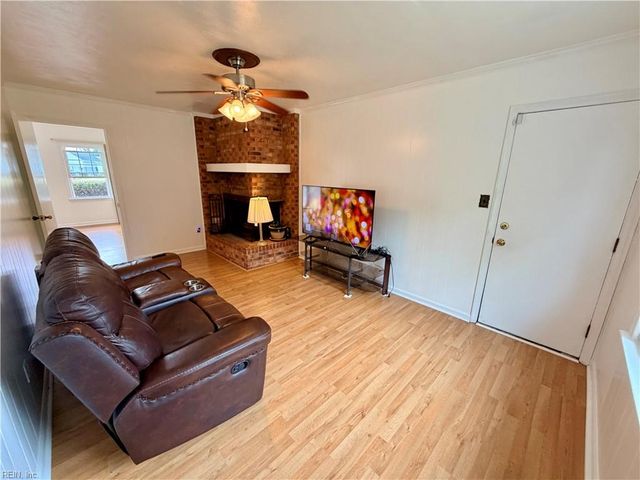 1808 Jay Sykes CT, Hampton, VA 23663