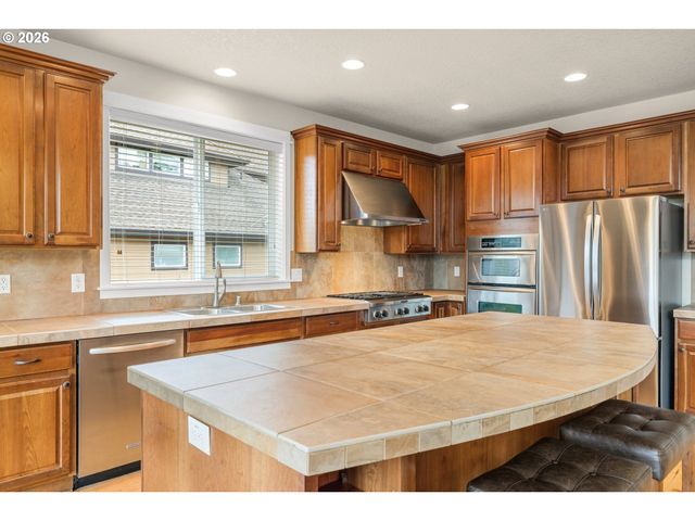 1650 S 15TH Way, Ridgefield, WA 98642