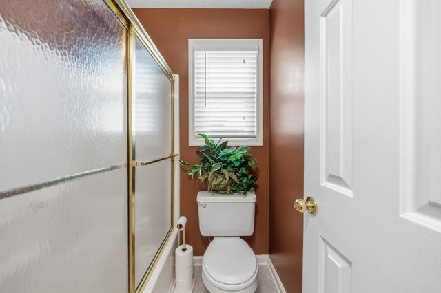 415 Woodlands Dr, Gallatin, TN 37066