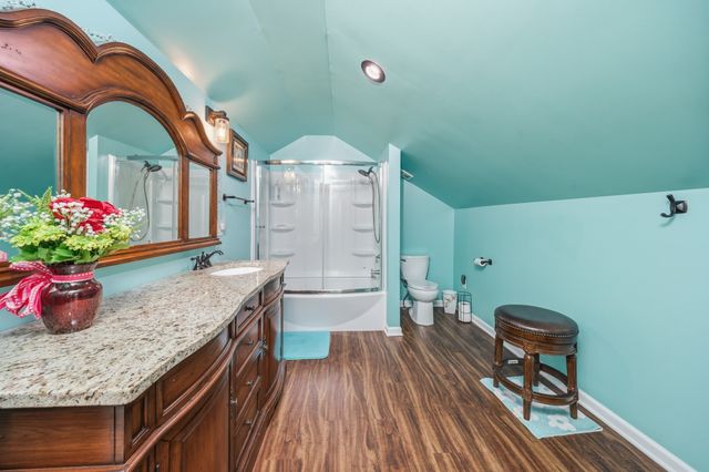 415 Woodlands Dr, Gallatin, TN 37066