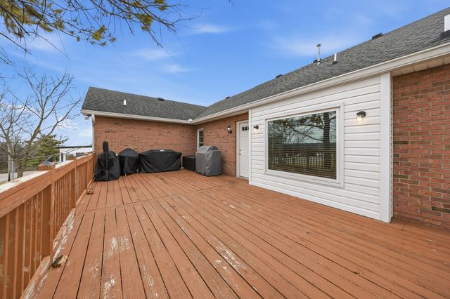415 Woodlands Dr, Gallatin, TN 37066
