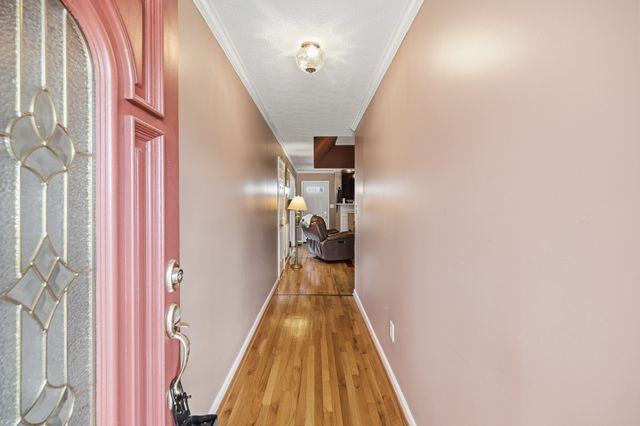 415 Woodlands Dr, Gallatin, TN 37066