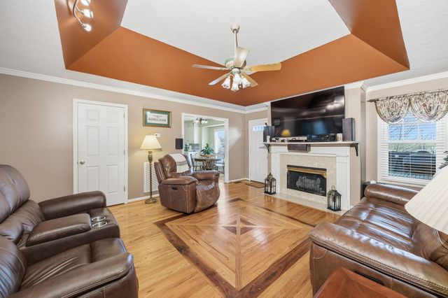 415 Woodlands Dr, Gallatin, TN 37066