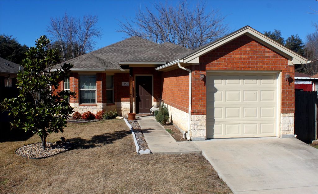 1358 Eastview Street, Fort Worth, TX 76134