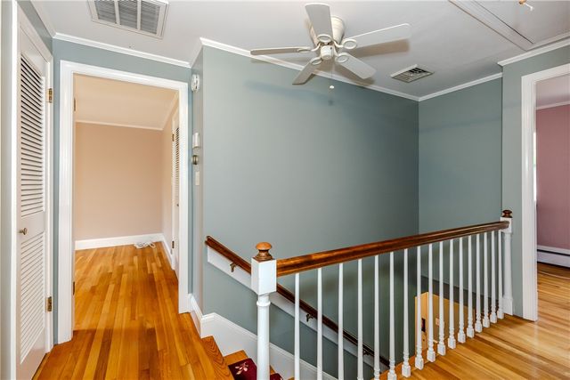 10 Circle Drive, Middletown, RI 02842