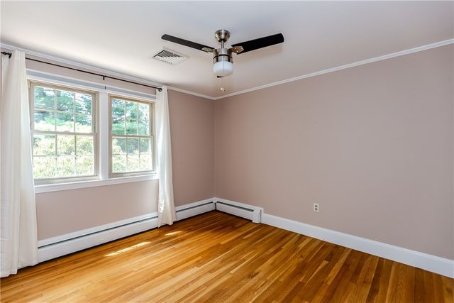 10 Circle Drive, Middletown, RI 02842