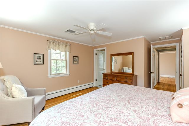 10 Circle Drive, Middletown, RI 02842