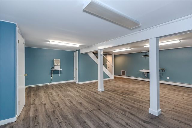 10 Circle Drive, Middletown, RI 02842