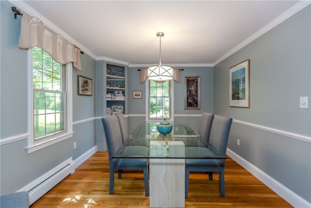10 Circle Drive, Middletown, RI 02842