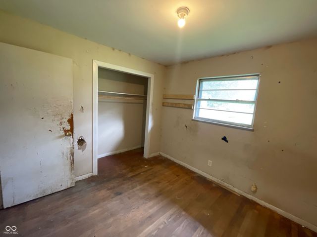 26 E Stop 13 Road, Indianapolis, IN 46227