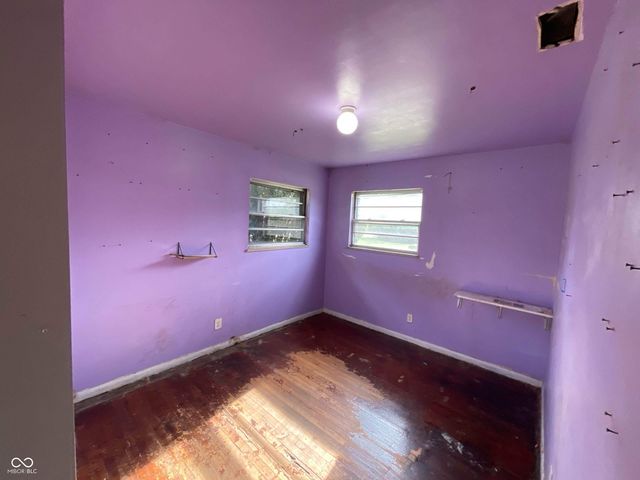 26 E Stop 13 Road, Indianapolis, IN 46227