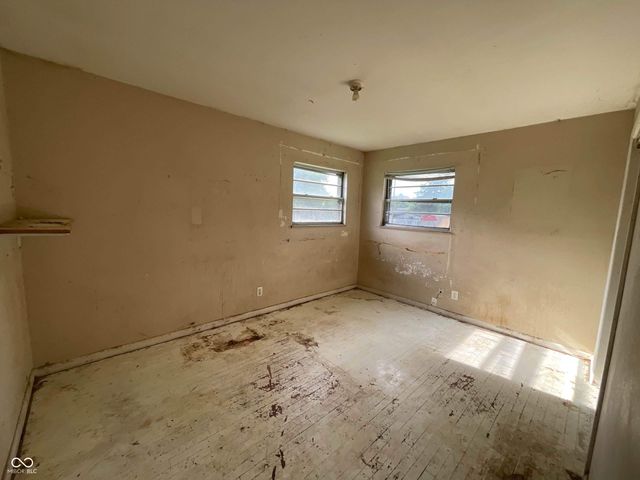 26 E Stop 13 Road, Indianapolis, IN 46227