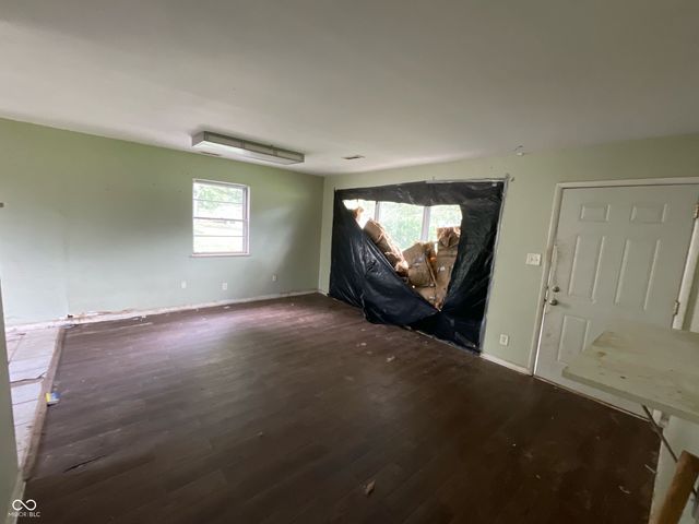 26 E Stop 13 Road, Indianapolis, IN 46227