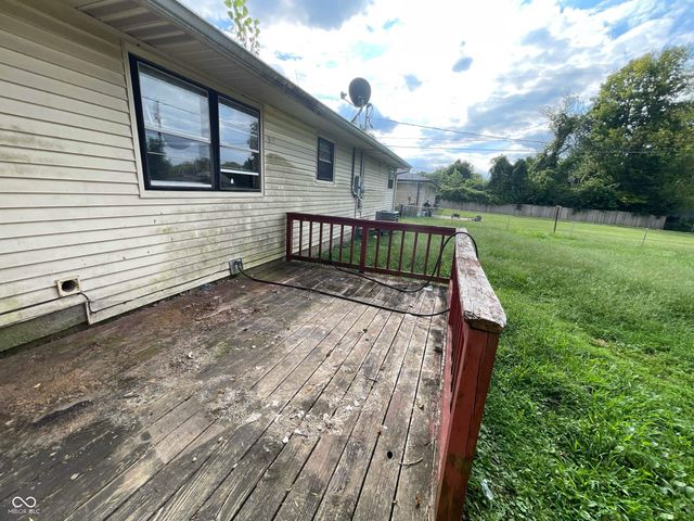 26 E Stop 13 Road, Indianapolis, IN 46227