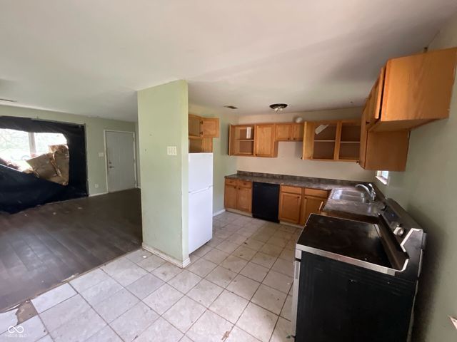 26 E Stop 13 Road, Indianapolis, IN 46227