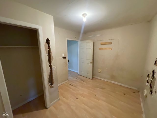 26 E Stop 13 Road, Indianapolis, IN 46227