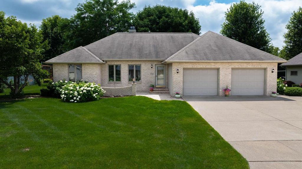 1948 SWAN POINTE TERRACE, De Pere, WI 54115