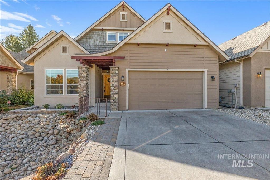 4886 N Ellicott Ln, Boise, ID 83714 photo 2