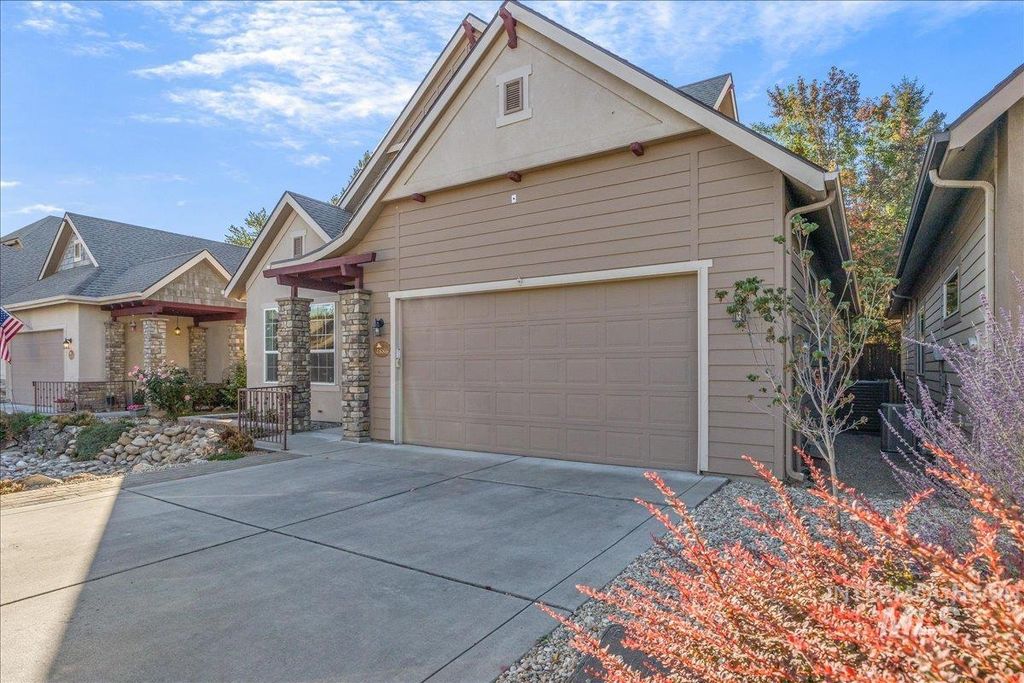 4886 N Ellicott Ln, Boise, ID 83714 photo 4
