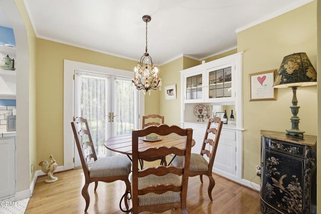 1297 N Hill Avenue, Pasadena, CA 91104
