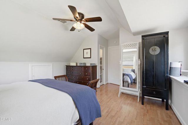 1297 N Hill Avenue, Pasadena, CA 91104