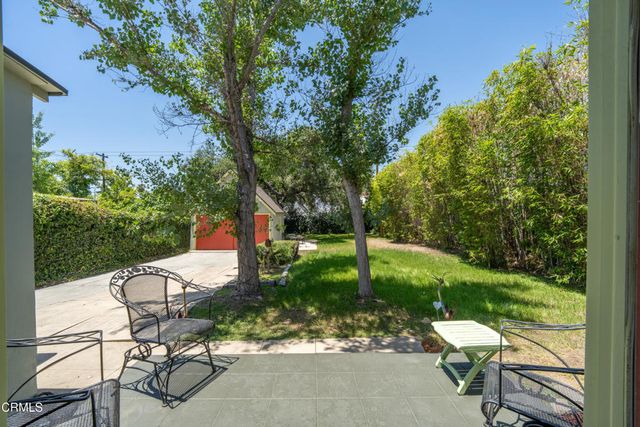 1297 N Hill Avenue, Pasadena, CA 91104